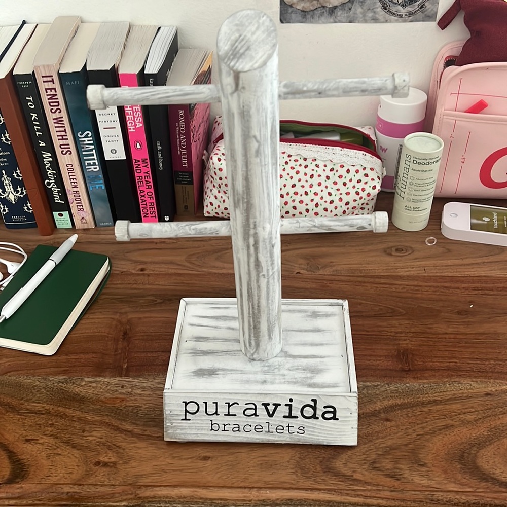 Pura Vida stand